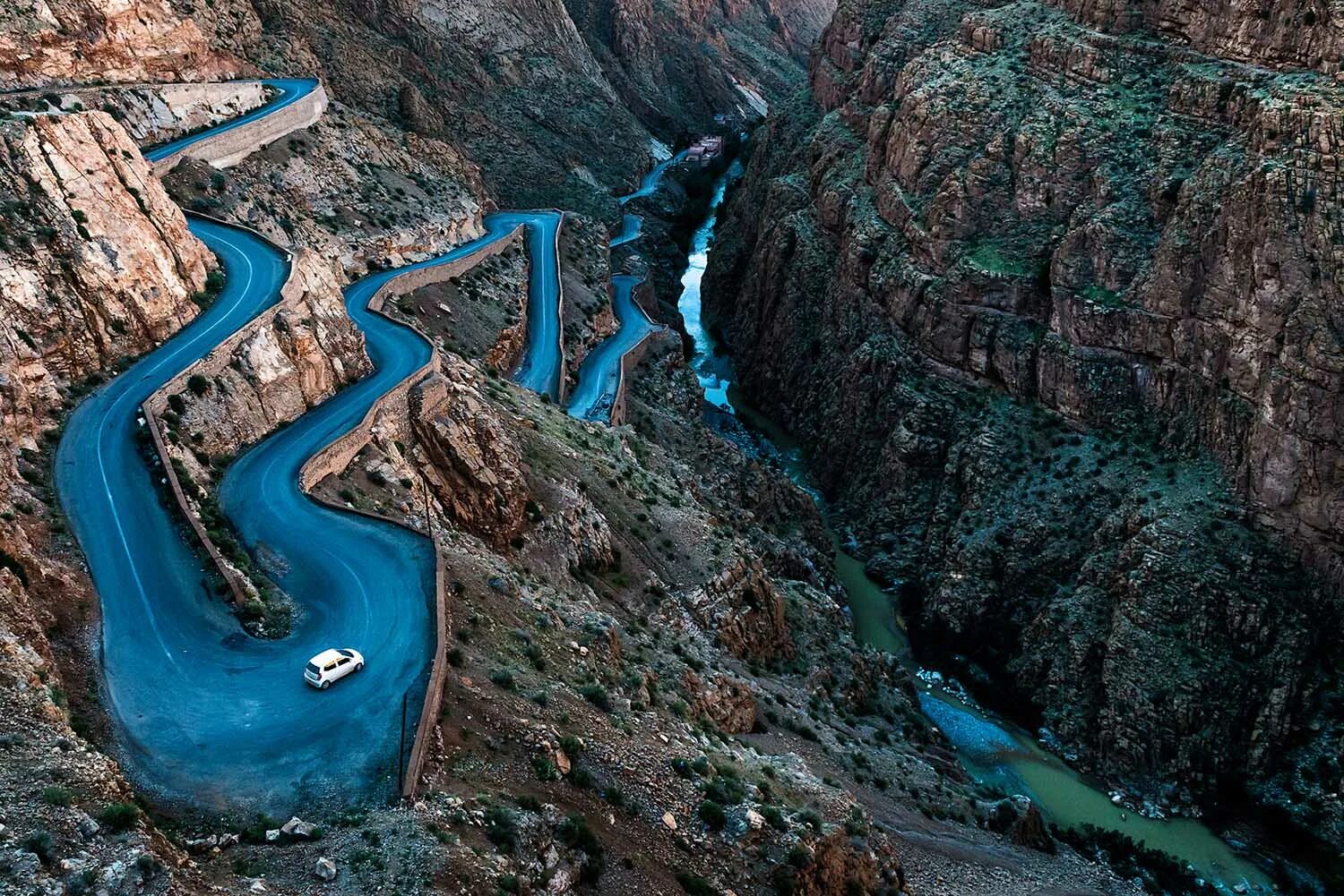 Best photo. Каньоны извилистые. National Geographic. Лучшая фотография в мире. Интересные фото National Geographic.