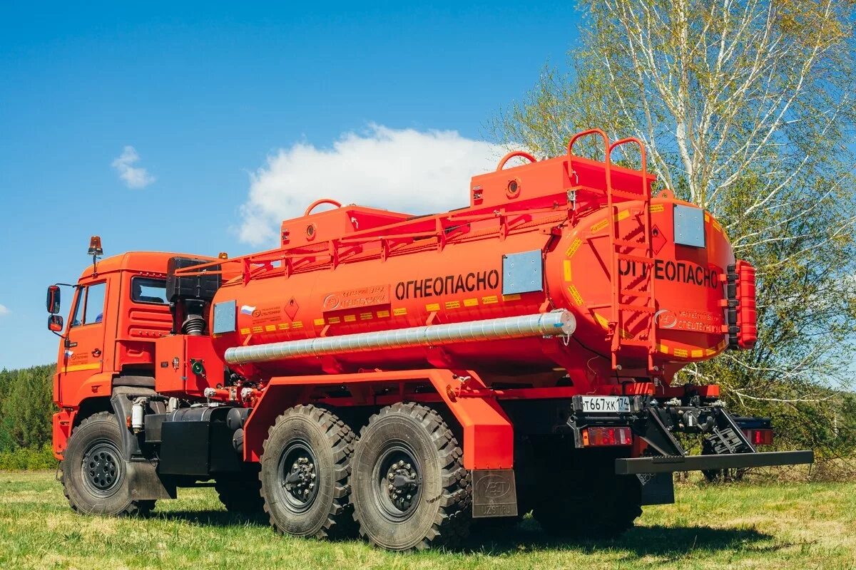 Автотопливозаправщик камаз 65115. Водитель атз вакансии. Топливозаправщик атз 56132. Водитель атз вакансии. Урал 4320 бензовоз.