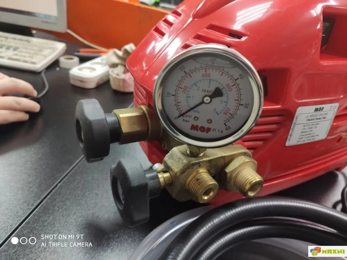 Опрессовочный насос электрический mgf. Электрический опрессовщик mgf compact 60 electro 905200. электрический опрессовочный насос mgf компакт-60 905200. опрессовщик mgf компакт. насос электрический опрессовочный 1750 вт 7 л/мин 60 бар mgf compact-60 905200.