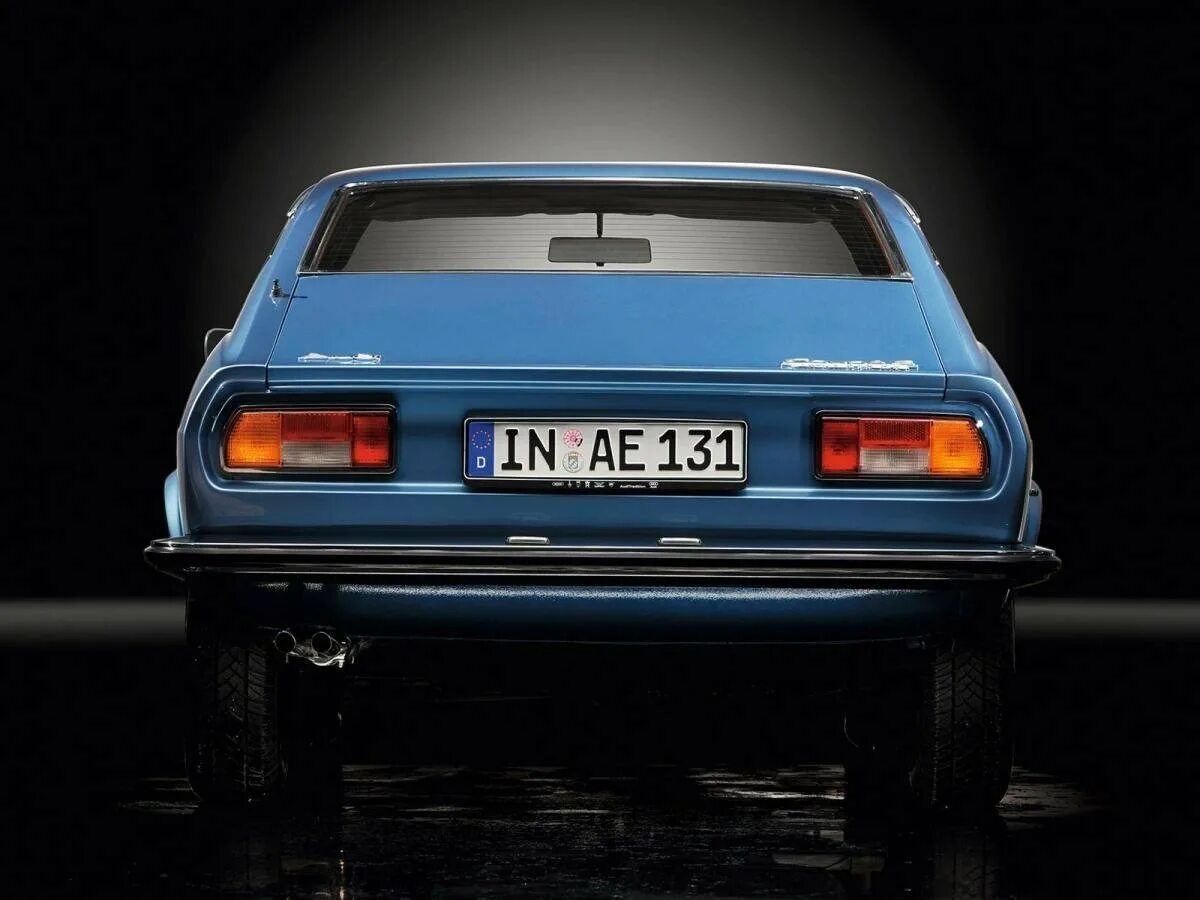 Ауди первого поколения. Audi 100 c1 Coupe s. Audi 100 Coupe s 1970-1976. Ауди 100 c1 купе. Audi 100 Coupe s 1970.