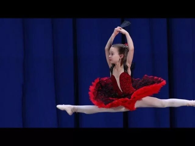 Юная балерина видео. Юная балерина видео