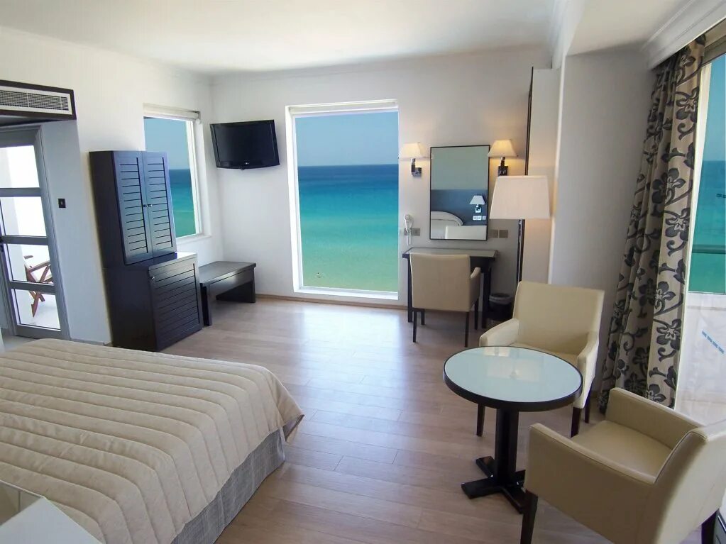 Гостиница sunrise кипр. Cyprus sunrise. Пляж санрайз протарас. Sunrise beach hotel. Кипр sunrise beach hotel.