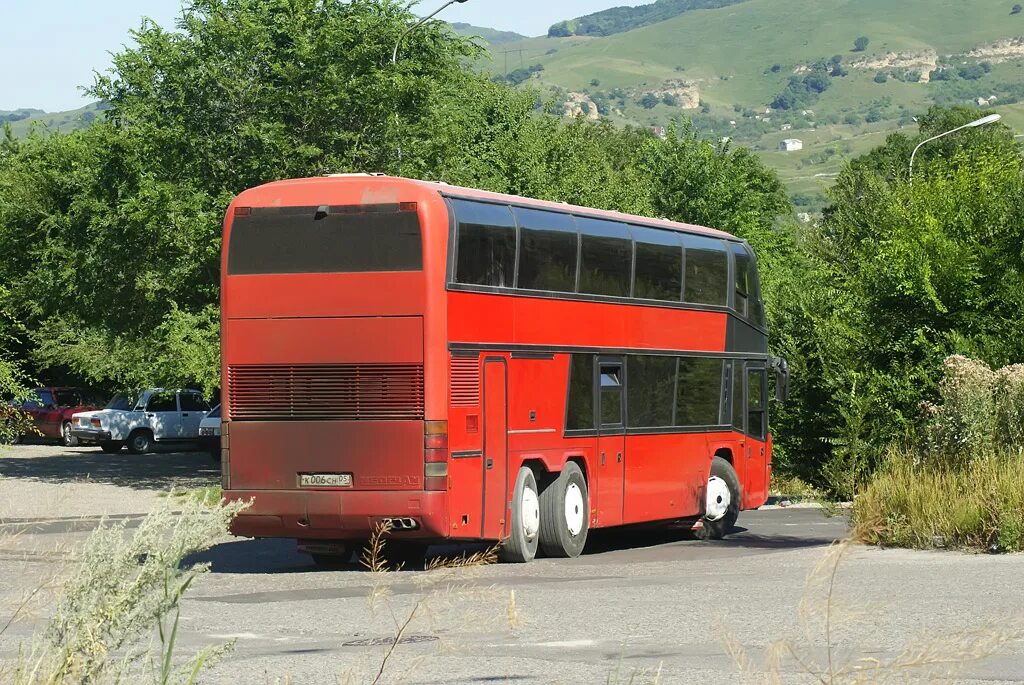 Сн 05. Neoplan 122/3. Автобус Неоплан Дагестан. Дагестан туристический автобус. Двухэтажные автобусы Дагестана.