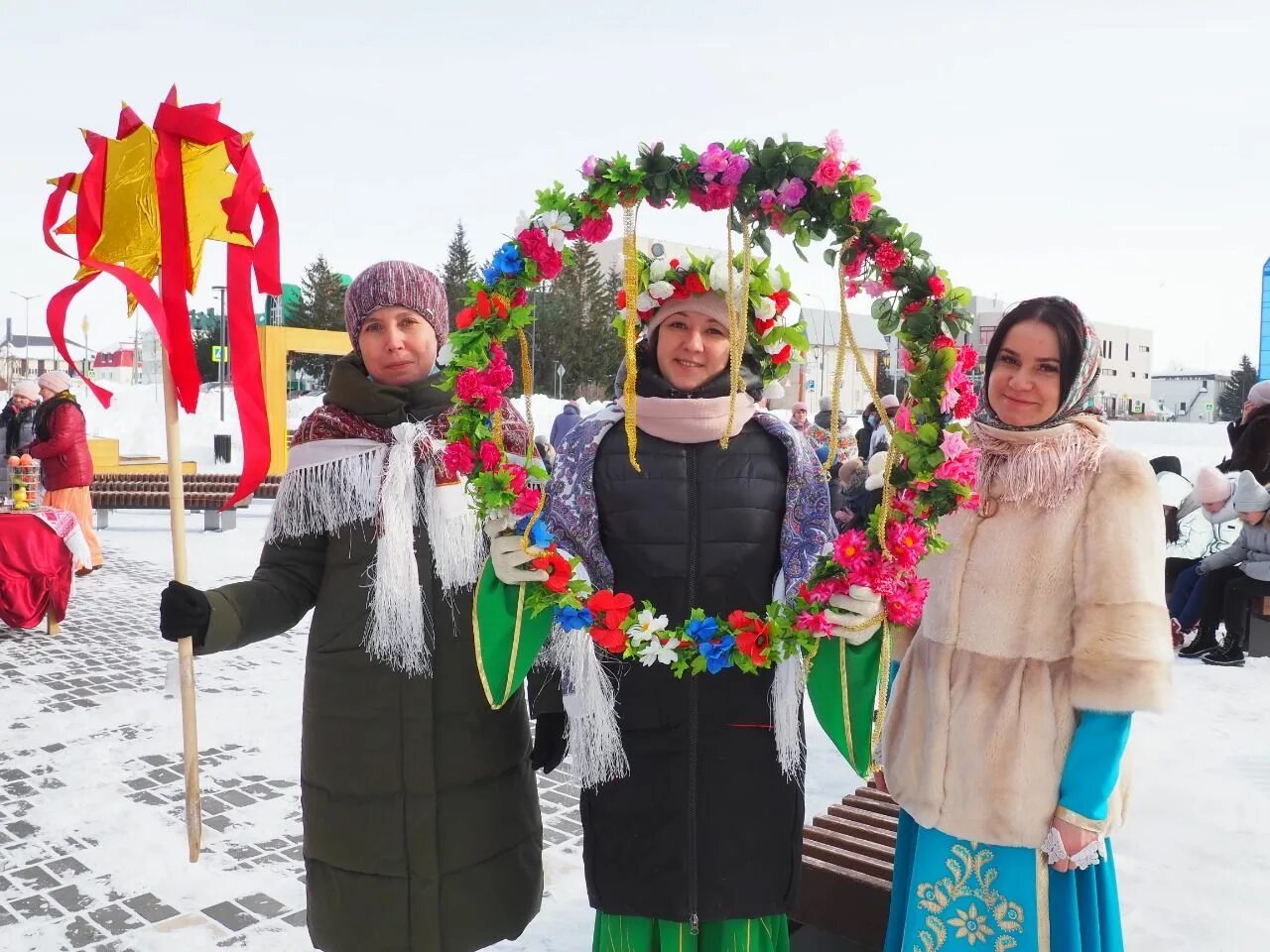 Большие праздники в апреле