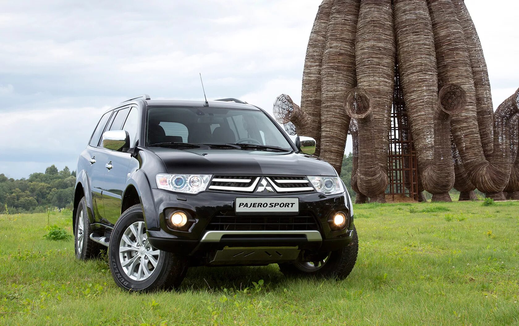 Mitsubishi Pajero Sport. Митсубиси Паджеро 2 поколения. Mitsubishi Pajero Sport внедорожник синий. Паджеро спорт 2 поколения. Купить паджеро казахстан