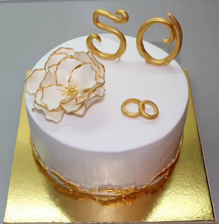50 лет совместной жизни родителям. Торт на золотую свадьбу. Тот на золотую свадьбу. Торт на юбилей золотой свадьбы. Тортик на золотую свадьбу.