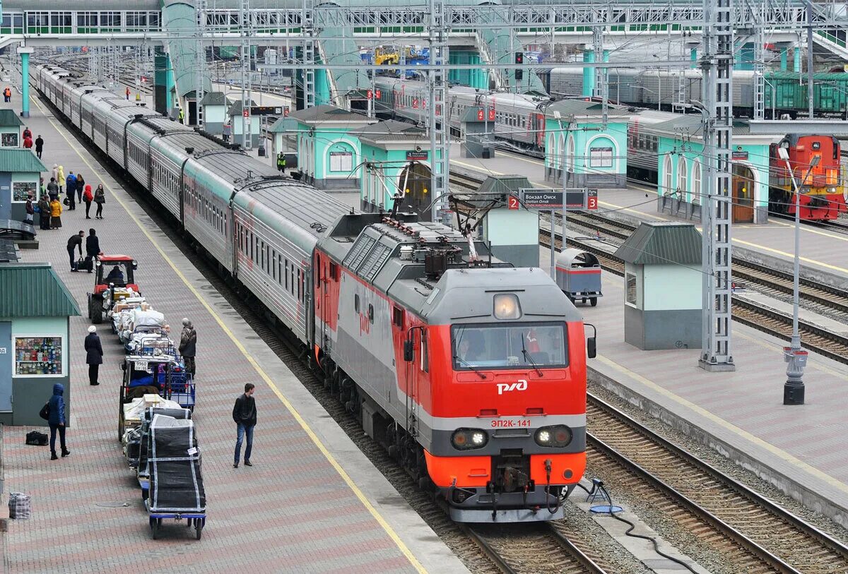 Российские железные дороги г. Поезд РЖД. ОАО РЖД поезда. Пассажирский поезд. РЖД Железнодорожный.