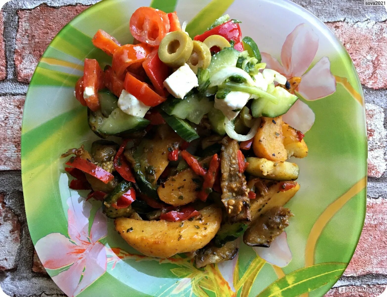 Средиземноморское жаркое. Садж кебаб. Паэлья по средиземноморски. Салат с печеными баклажанами. Садж кебаб из курицы.