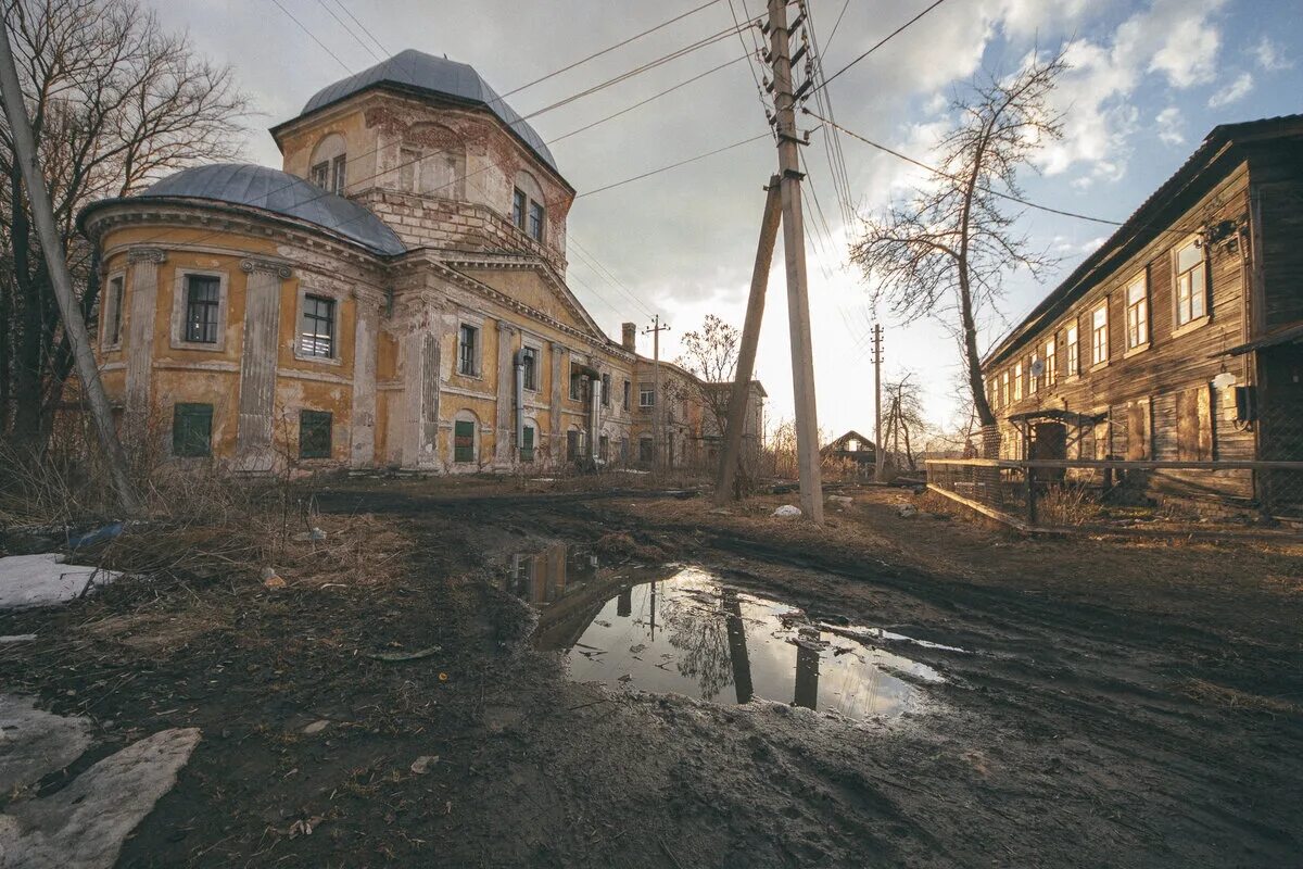 Разрушать нижний новгород. Вышний Волочек разруха. Торжок руины. Торжок Вышний Волочек. Развалины Торжка.