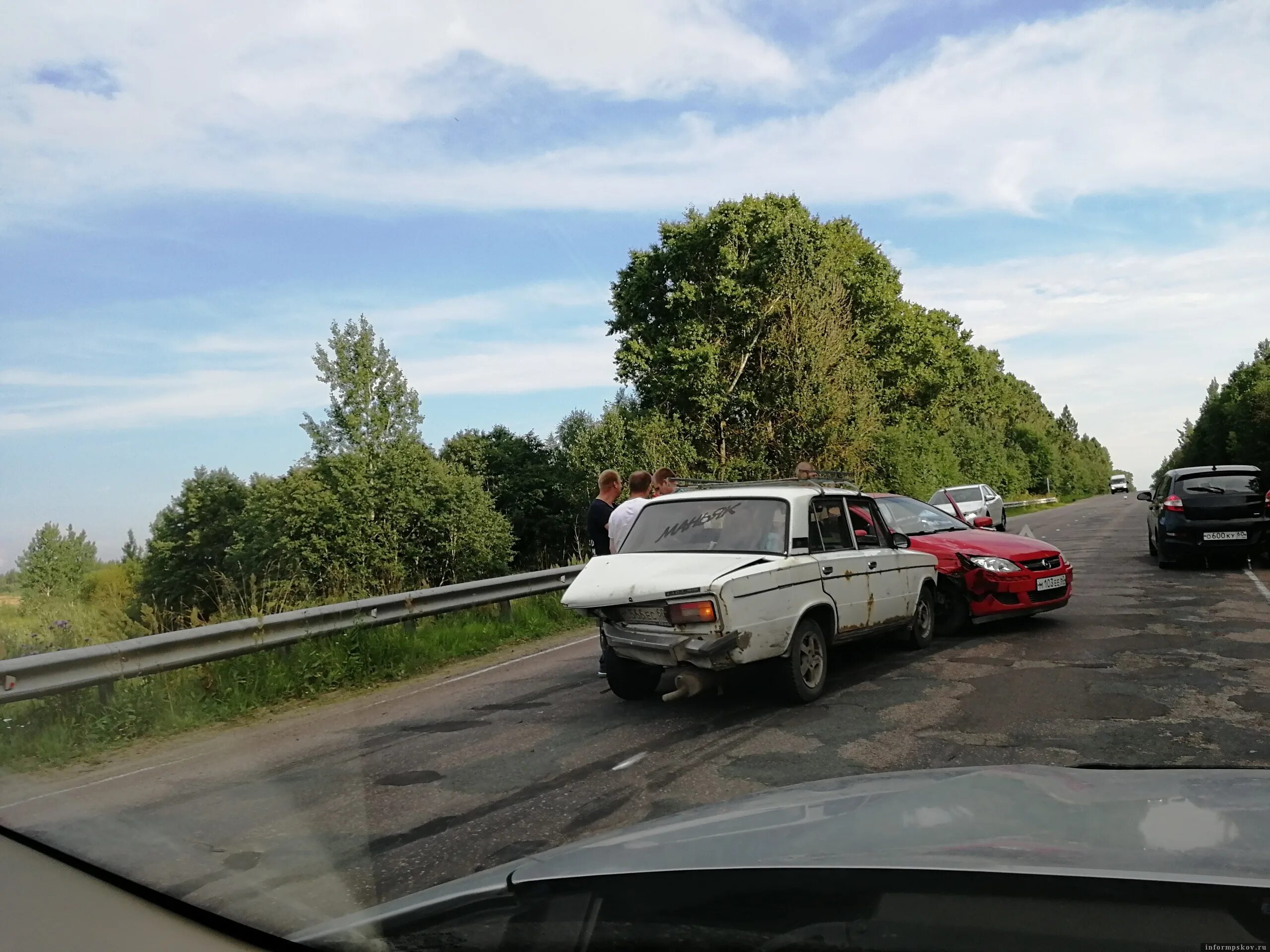 Погода гдов псковской области. Псков Гдов трасса. Ладыговщина Псковская область. Путешествие по Псковской области на автомобиле. Аварии на трассе Псков Гдов.