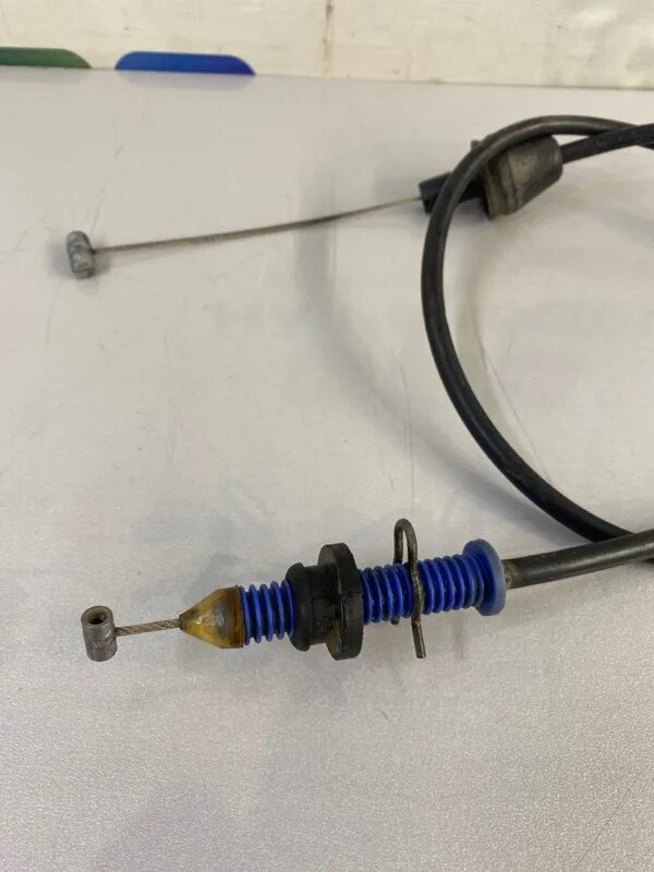 Renault duster трос ручника. трос газа рено дастер 1. рено дастер трос. трос ручника рено дастер 4х4. трос ручника рено дастер 4х4.