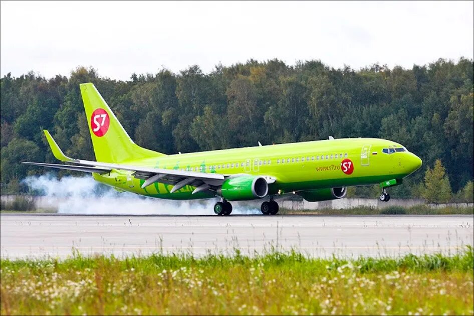 Боинг 737-800 s7. Самолет s7 Boeing 737-800. Боинг 737 s7. Самолёт s7 Airlines Боинг 737