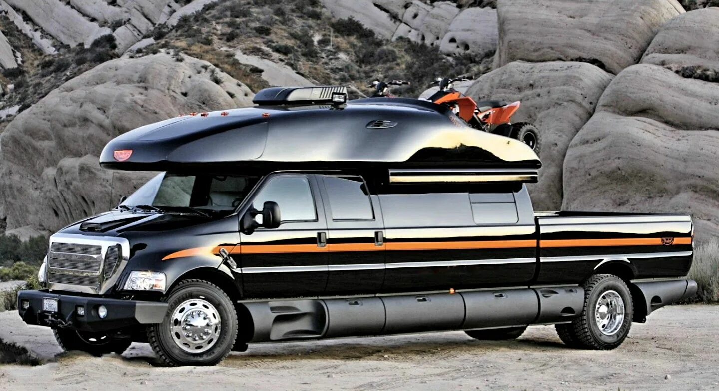 Нужна большая машина. Jeep grand cherokee 2020. Liebherr t282b кабина. Нужна большая машина. Hummer h2 шестиколёсный.