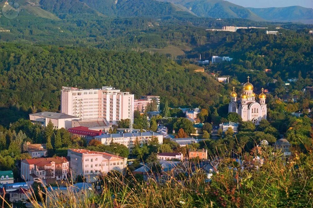 Кисловодск сайт. Пансионат крепость Кисловодск. Кисловодск Сан крепость. Санатории г Кисловодска крепость. Санаторий крепость Кисловодск официальный сайт.