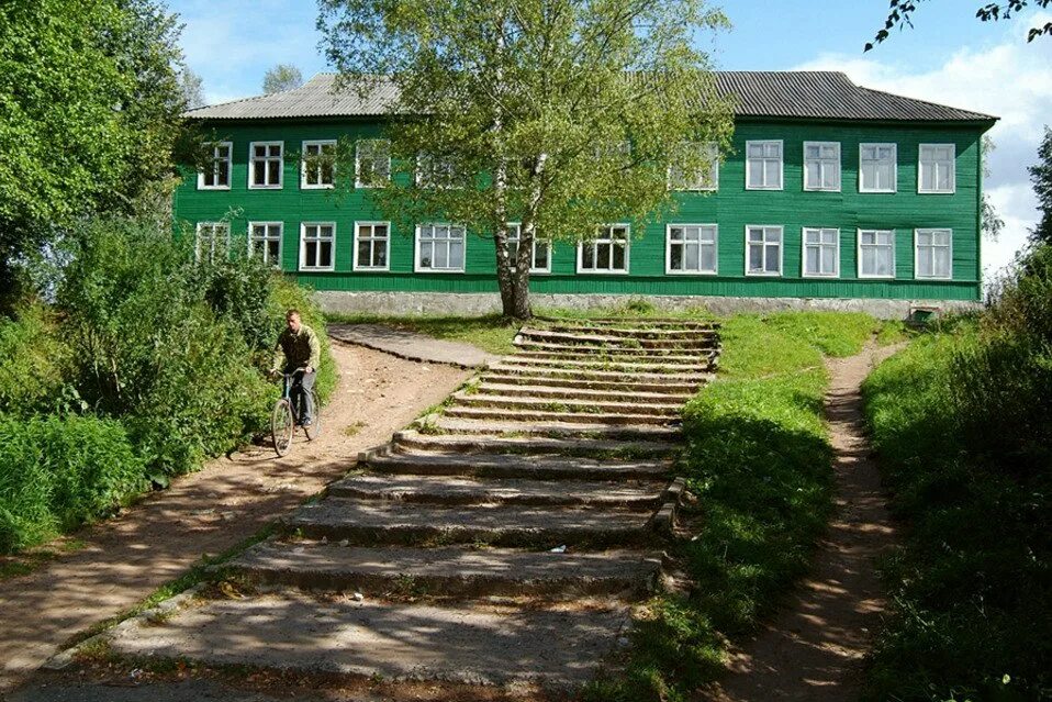 Сетевое образование тверская область андреаполь. Андреаполь тверская область. кудринская школа андреапольского района. андреаполь дом офицеров. андреаполь достопримечательности.