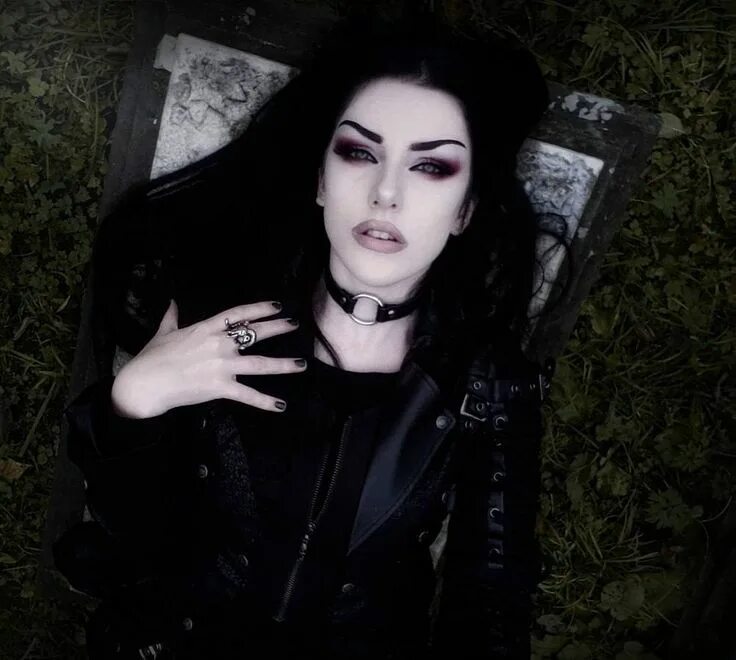 Goth gf. Baph o Witch Готика. Готика Франкенштейн готессы. Baph o Witch hot. Gothic gf.