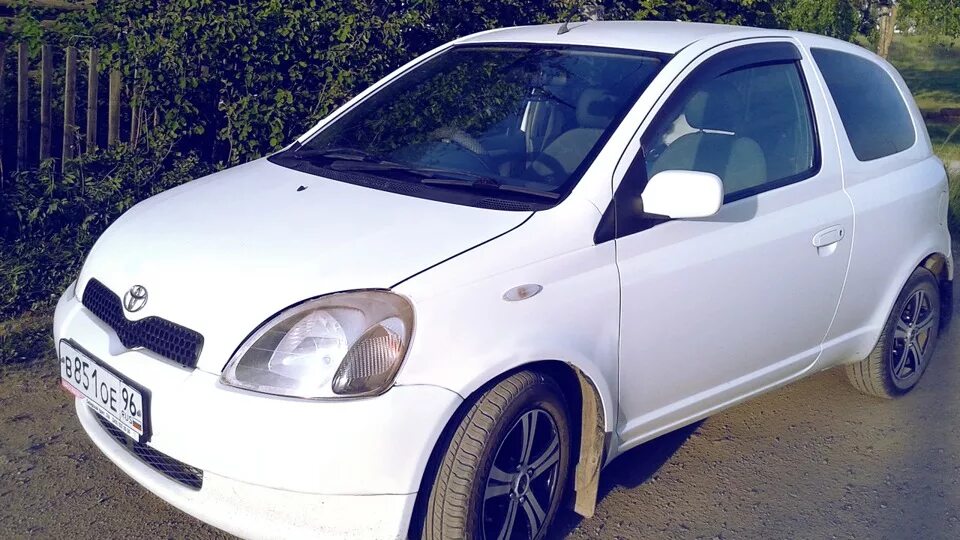 Тойота витц 2001 замена. Тойота витц 1. Тойота витц 2001 замена. Toyota vitz 10. Витц тойота витц 2001.