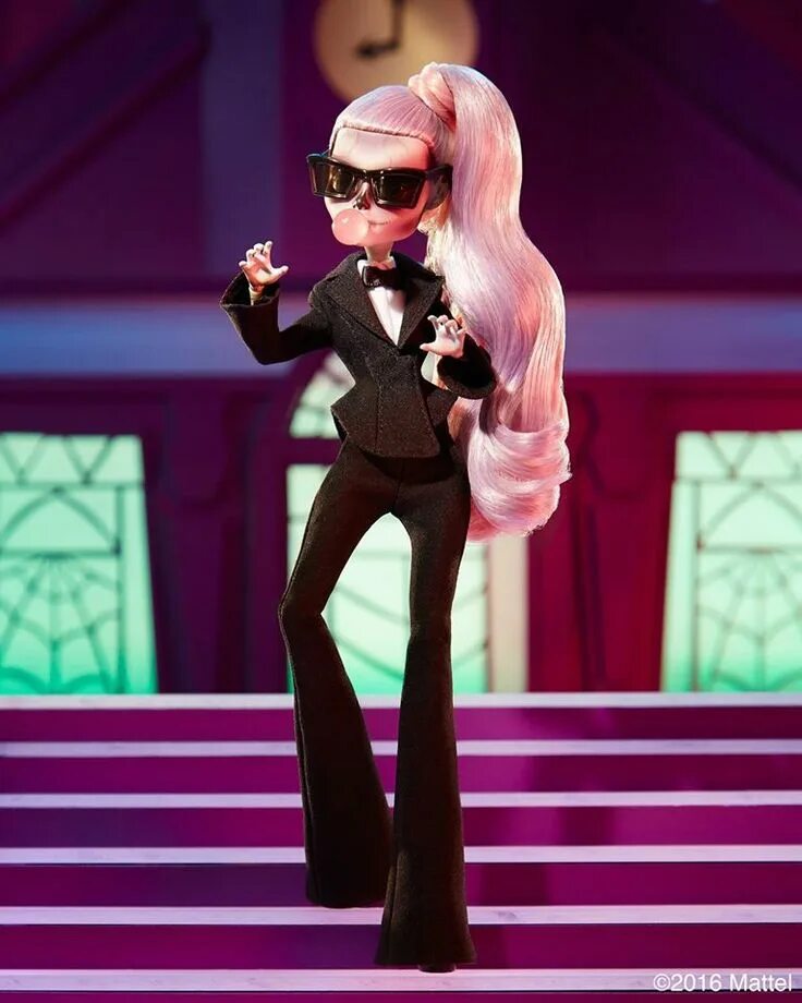 Monster gaga