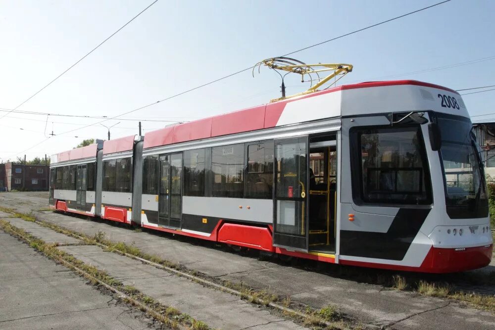новые трамваи. трамвай витязь москва. трамвай витязь односекционный. легкорельсовый транспорт трамвай москва. витязь м 31001.