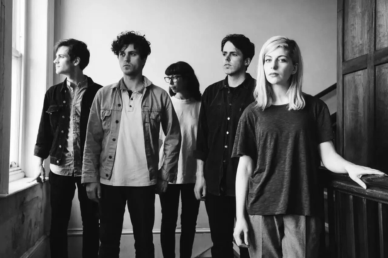 Alvvays. Alvvays Alvvays. Dreams Tonite Alvvays. Инди поп группы. Песни группы youtube