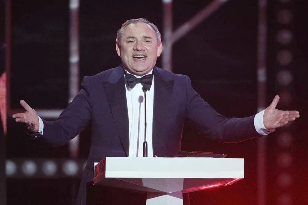 Хью джекман цирк. Шоумен 7. Величайший шоумен (2017). Хью джекман величайший шоумен. Мюзикл шоумен.