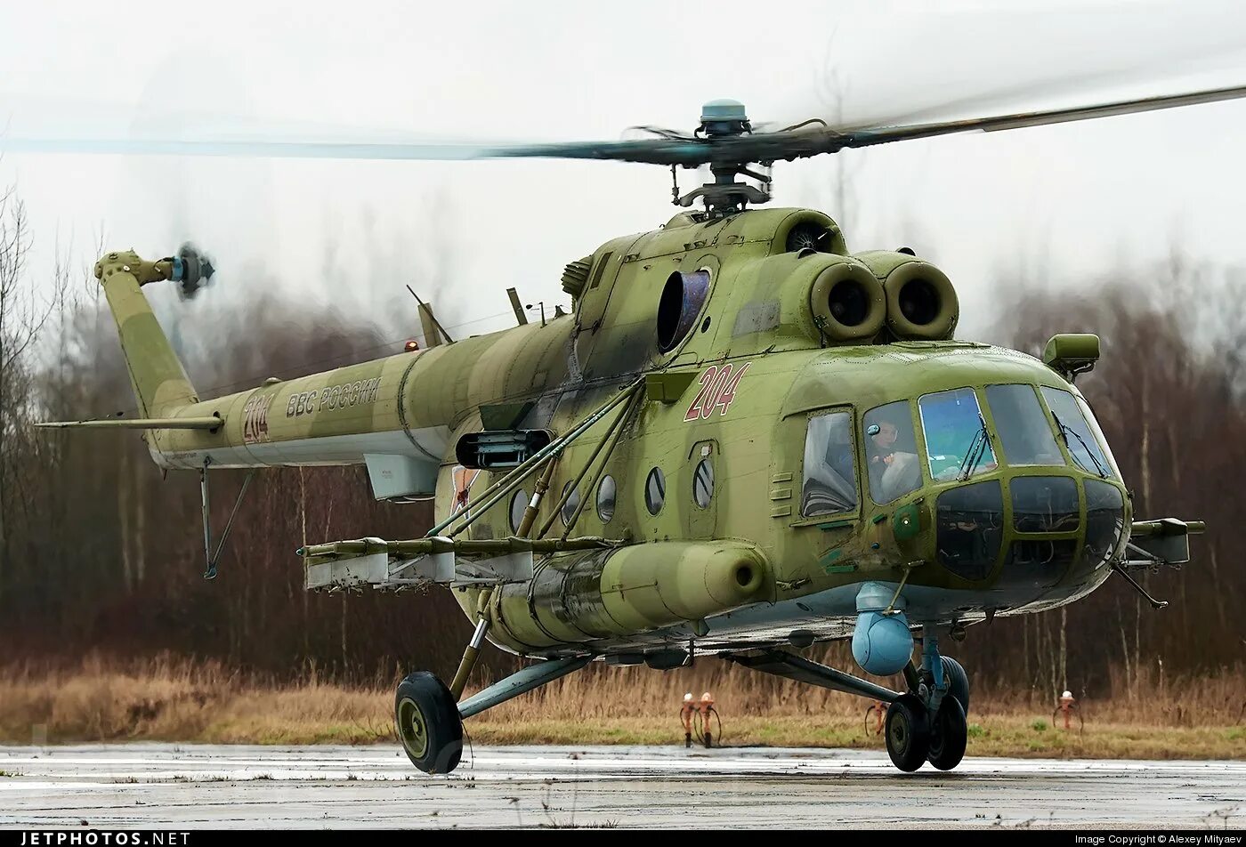 Ми 8 россия. Вертолет ми-8мт. Военный вертолет ми 8 МТ. Боевой вертолёт ми-8. Многоцелевой вертолет ми-8.