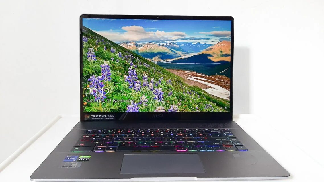 Msi creator z16. Msi creator z17. ноутбук msi creator z16 a11ue-081ru. msi creator z16 рассрочка. msi creator z16 тема.