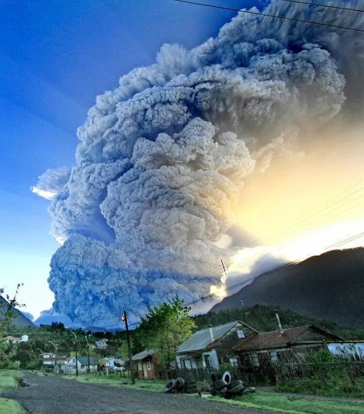 Nature disasters. Вулкан Чайтен. Чайтен Чили. Стихийные бедствия. Катаклизмы природы.