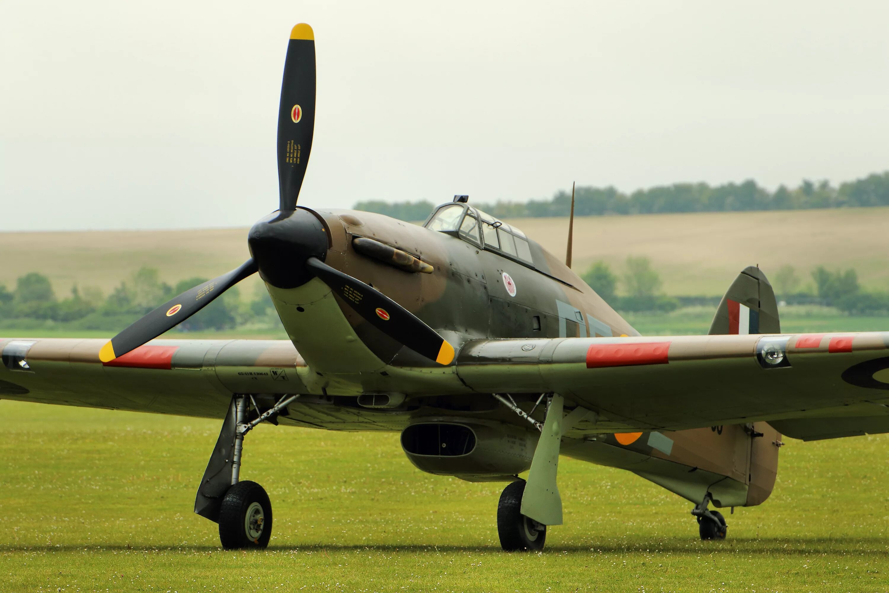 Hari keyn. Хоукер харрикейн. Хоукер харрикейн самолет. Харрикейн самолет. Харрикейн самолет.