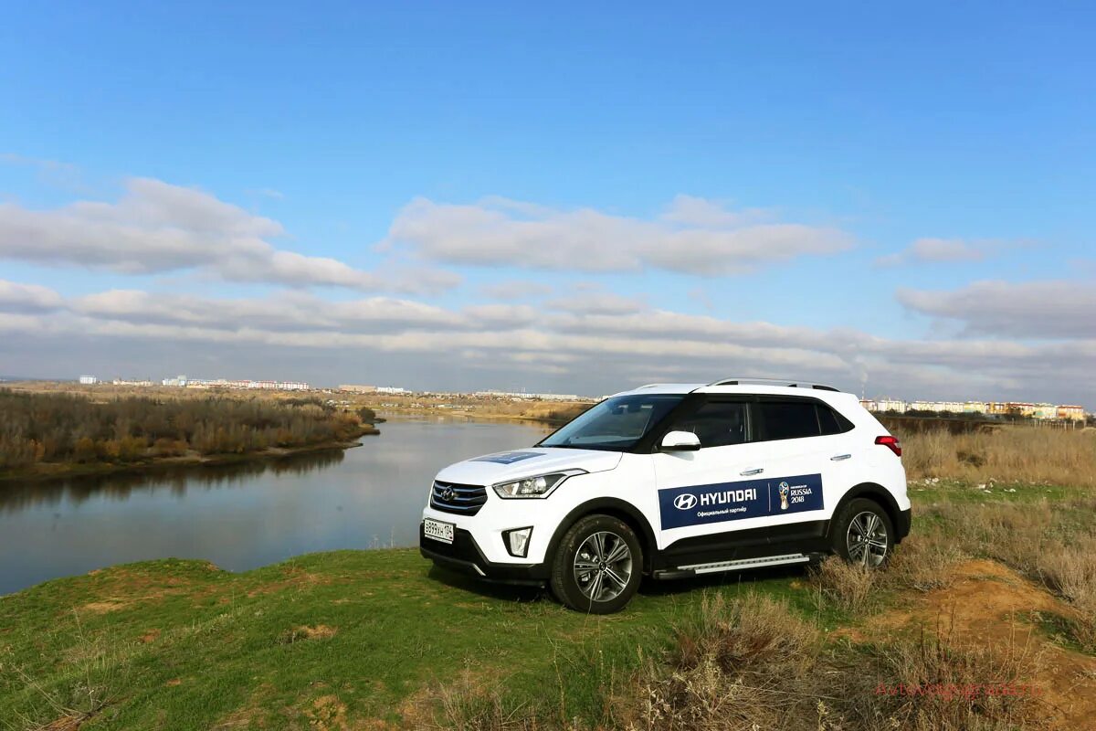 Видео тест драйвы 2022. Hyundai Creta тест драйв. Тест драйв Creta 2. Creta Сити драйв. Остров Крета.