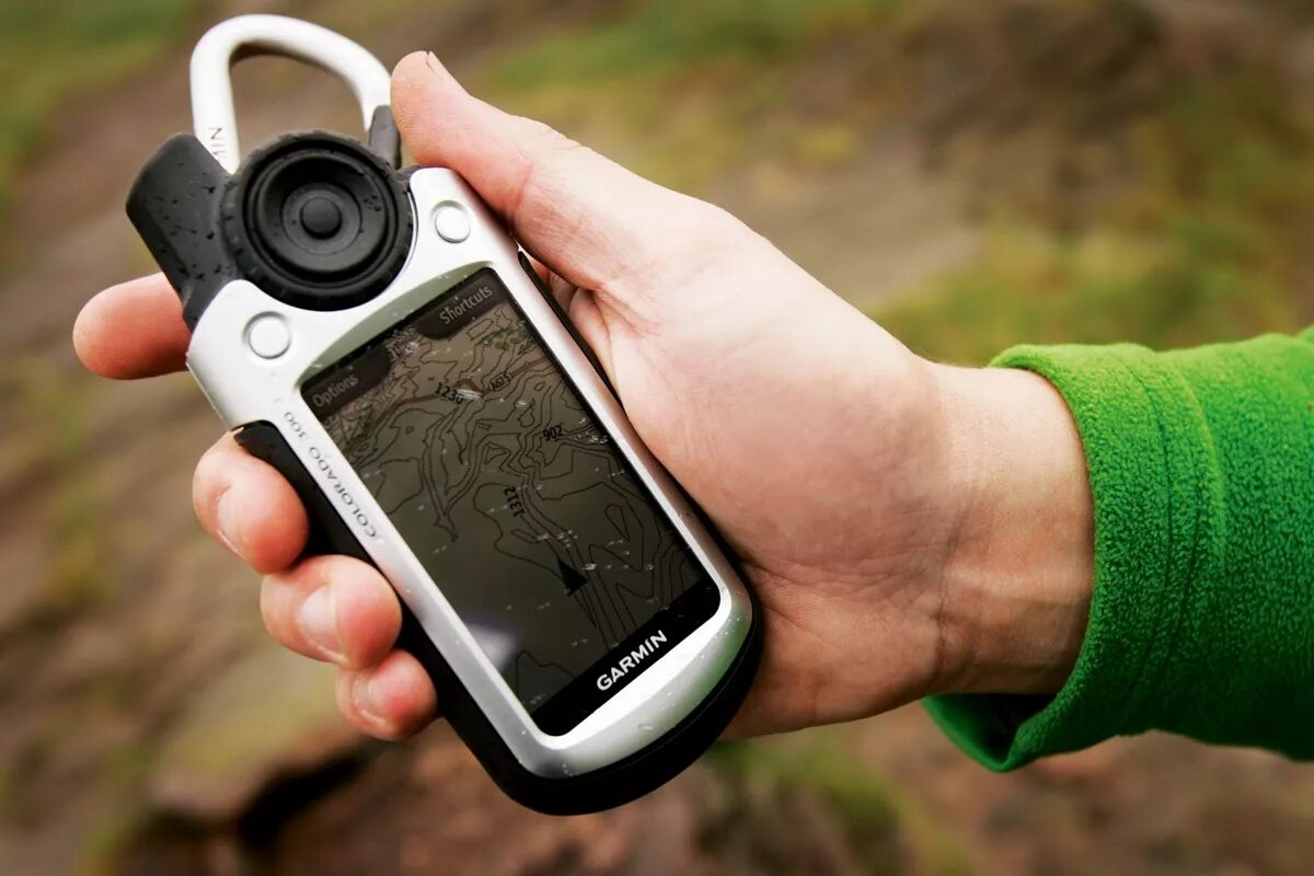 Garmin gps 300. Gps-навигатор garmin etrex 20x. Garmin gpsmap 300. Garmin навигатор лесной. Gps в лесу.