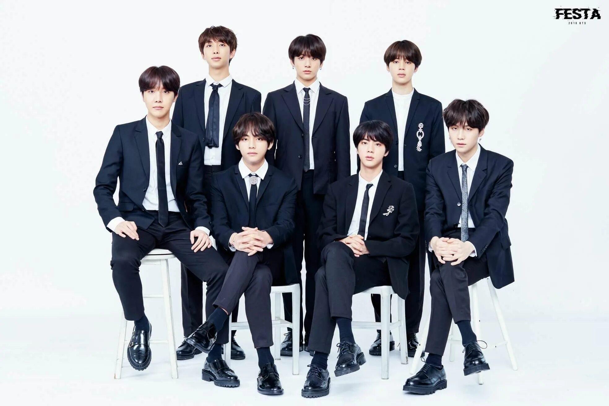 Хайб бтс. Bts festa 2018. группа бтс 2018. bts festa 2013. бантан бтс.