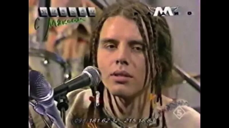 Визард фото зрителей с концерта калинов мост 2009. Девочка летом калинов мост фото. Калинов мост девушка летом. Калинов мост брату. Девочка летом калинов слушать.