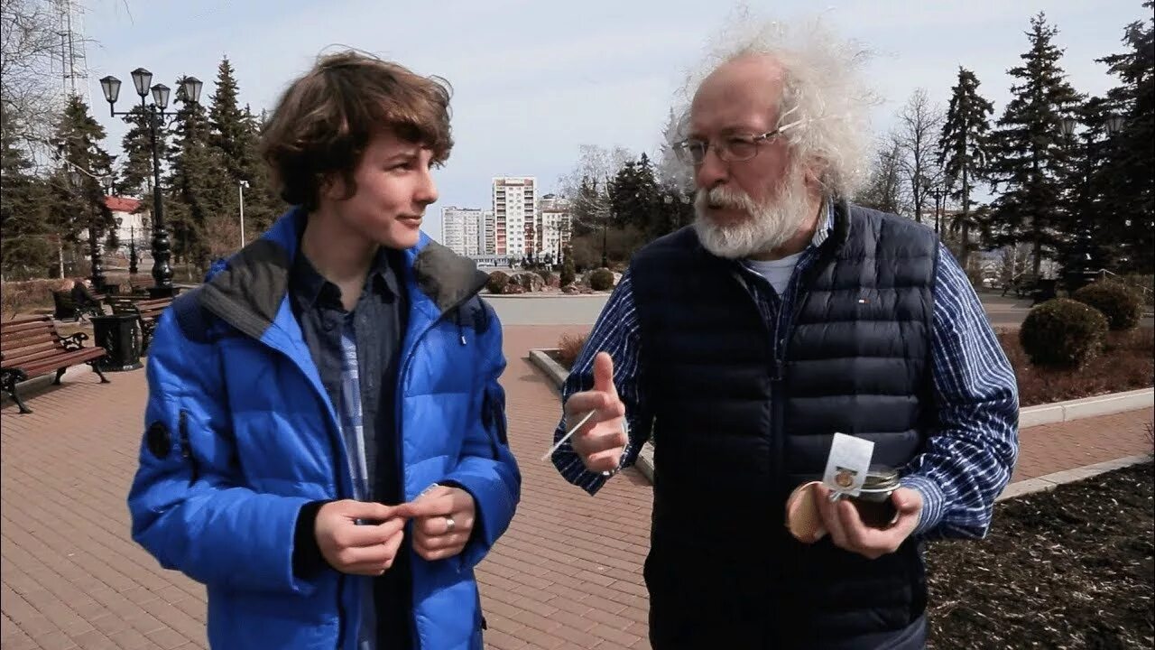 Венедиктов эхо москвы. Эхо москвы руководитель венедиктов. Телеграм канал венедиктова алексея. Мемы про венедиктова. Венедиктову подкинули свинью.