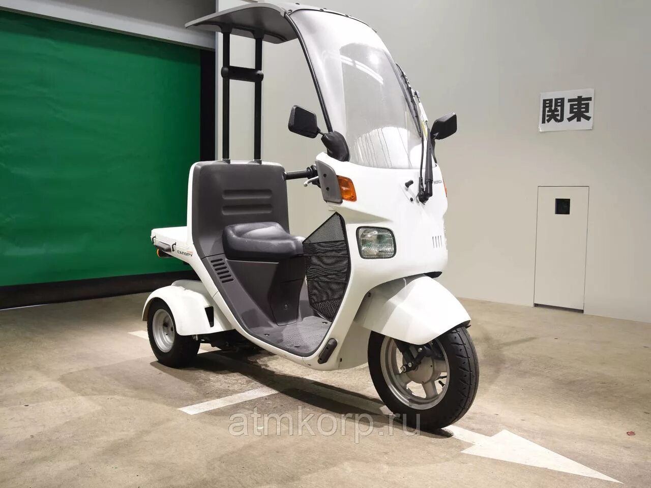 Скутеры гиро. Honda Gyro Canopy. Скутер Хонда Гиро канопи. Скутер трайк Honda Gyro Canopy-2 Gen.. Скутер Хонда гуро канопи.