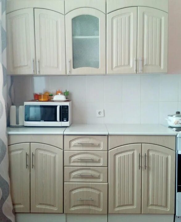 Угловая кухня бу. Кухонный гарнитур бу белый. авита кухонные гарнитуры. авито кухонный гарнитур. кухонный гарнитур кухня бу.