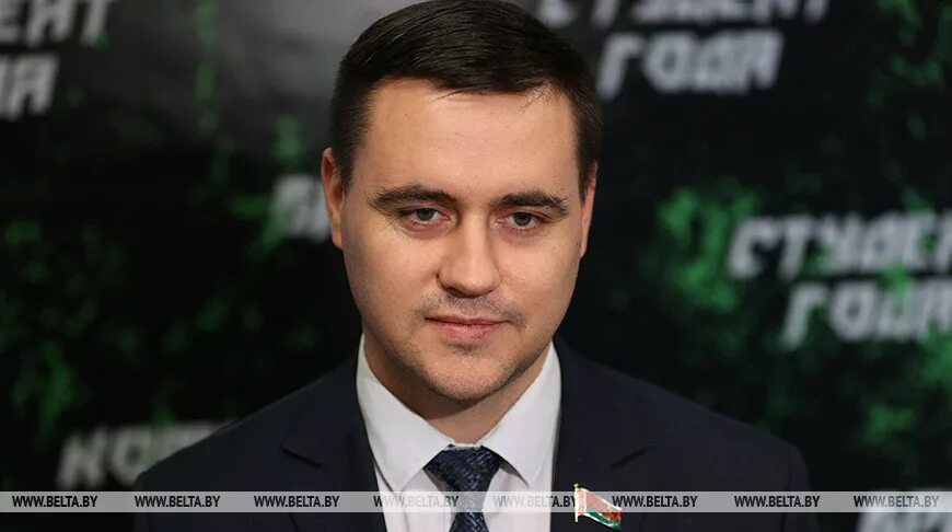Выпускники 11-х классов будут сдавать два обязательных централизованных экзамена