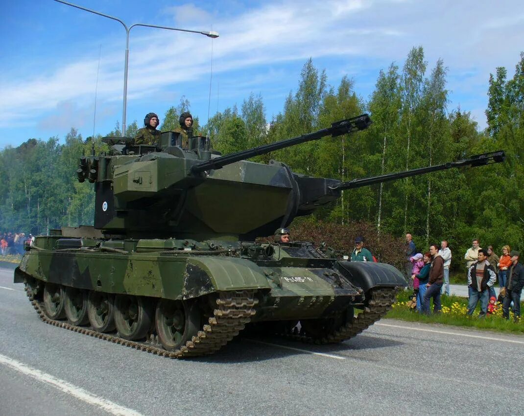 Танковая база. Т-55 ЗСУ Финляндия. ЗСУ ITPSV 90 Marksman. Т-55 марксман. Т-90 ЗСУ.