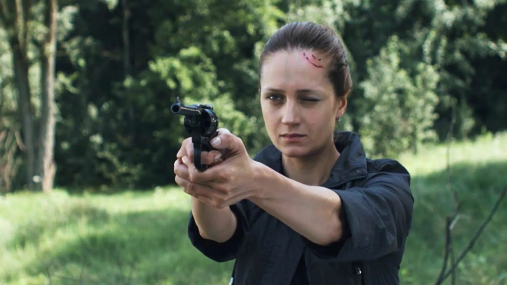 любовь с оружием 3. фильм любовь с оружием актеры. пётр томашевский актёр. любовь с оружием 3. любовь с оружием сериал кадры.