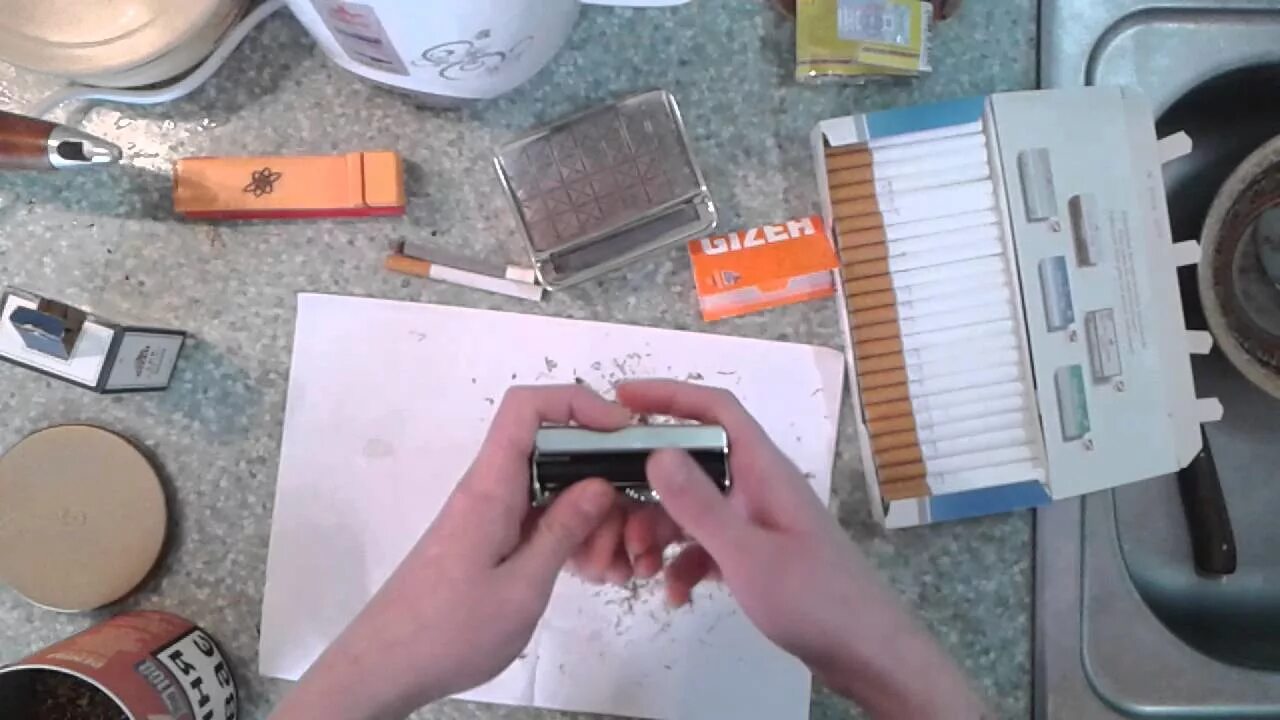 Машинка для табака как пользоваться. Машинка для самокруток. машинка для сворачивания сигарет своими руками. крутить самокрутки машинкой.