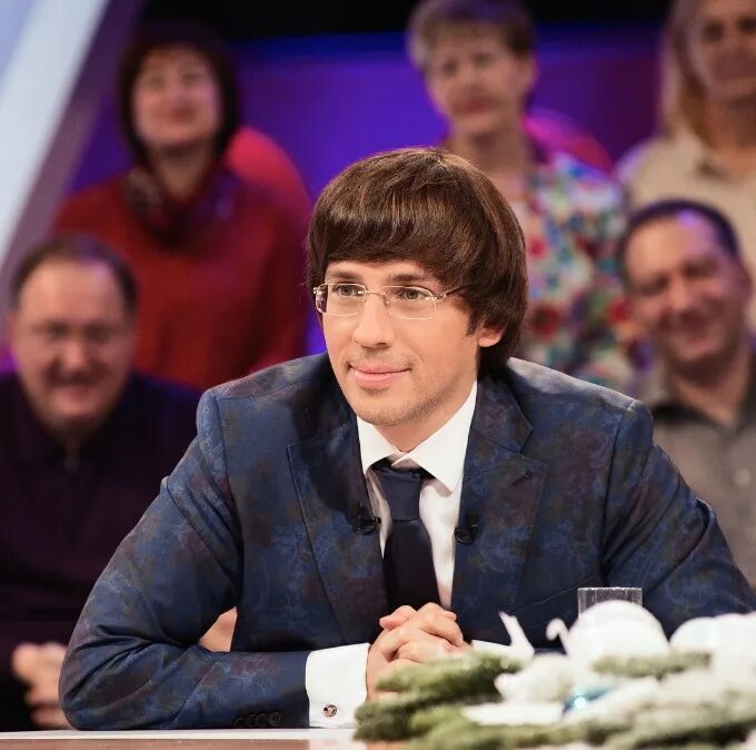 Максим галкин сегодня вечером. Прямой эфир программы сегодня вечером. Андрей малахов и филипп киркоров. Прямой эфир программы сегодня вечером. Максим галкин субботний вечер.