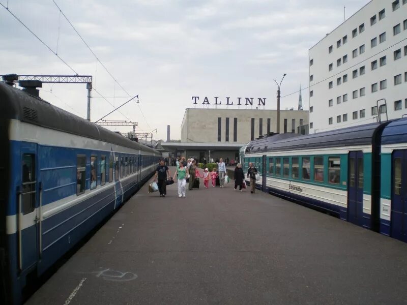 Поезд 34. Поезд москва таллин. Поезд 649 ленинград таллин. Москва таллин поезд. Фирменный поезд "эстония" таллинн - москва.