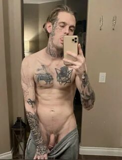 🍆 on Twitter: "Aaron Carter nudes 😛 Part 2 #aaroncarter https://t.co...