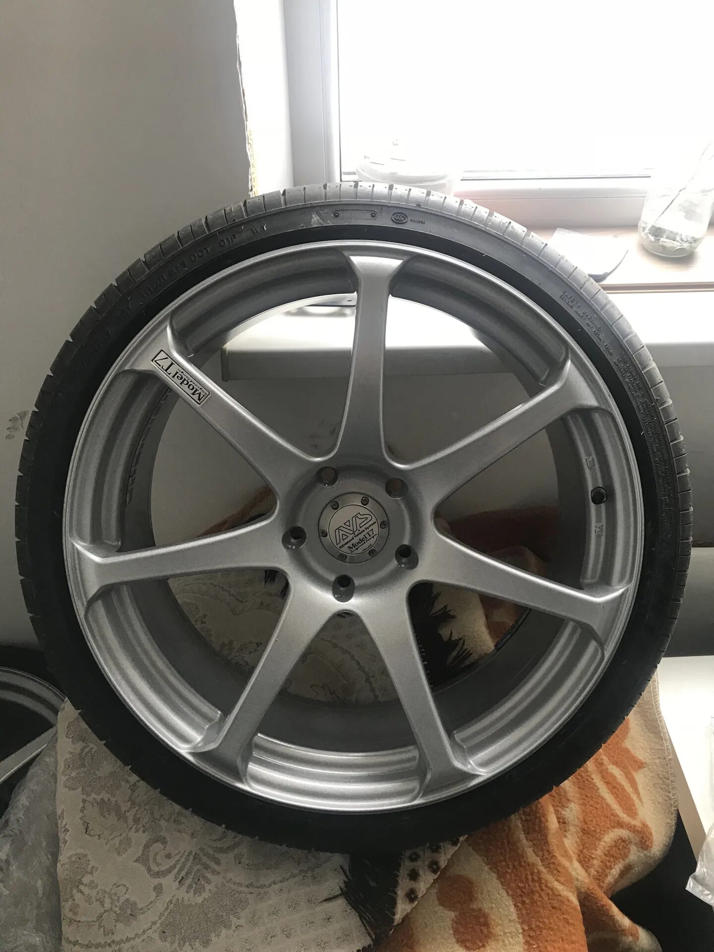 Диски avs model. Диски avs t7 r18. диски avs model 7 r19. колеса avs model 7.