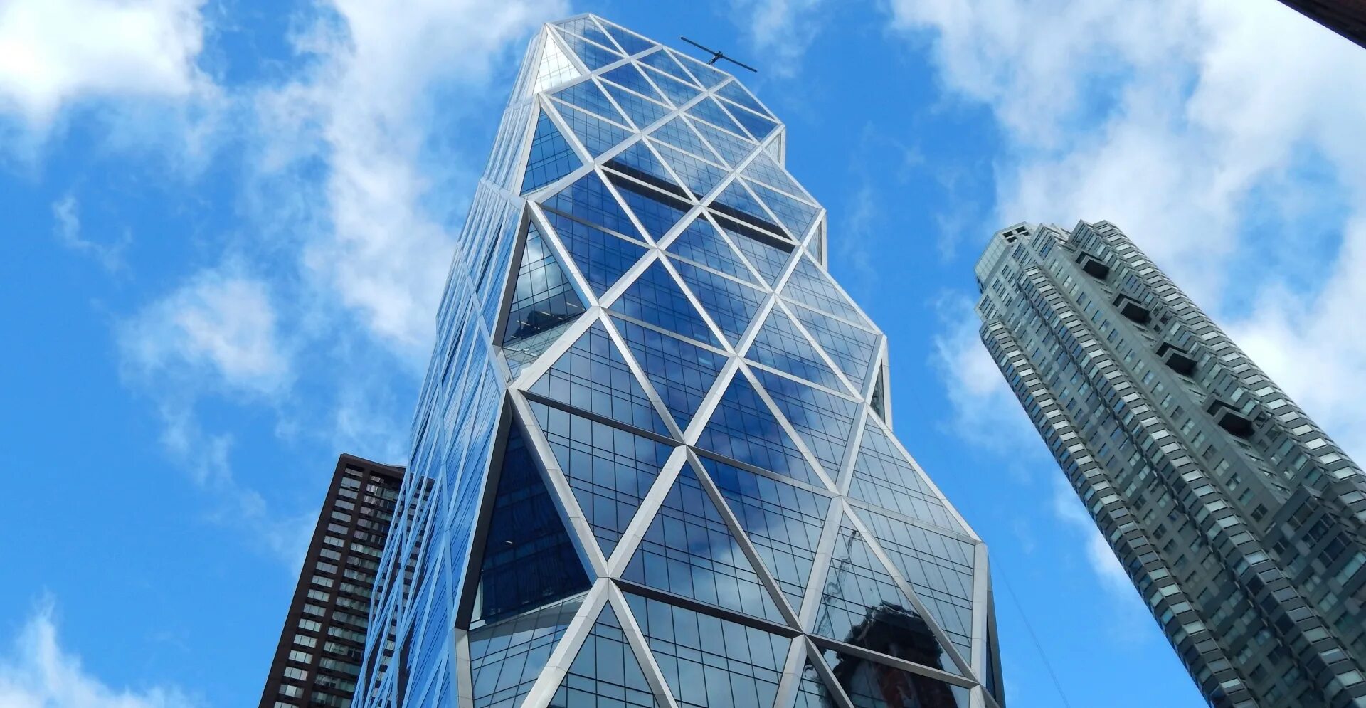 The hearts tower. Hearst tower в нью-йорке.