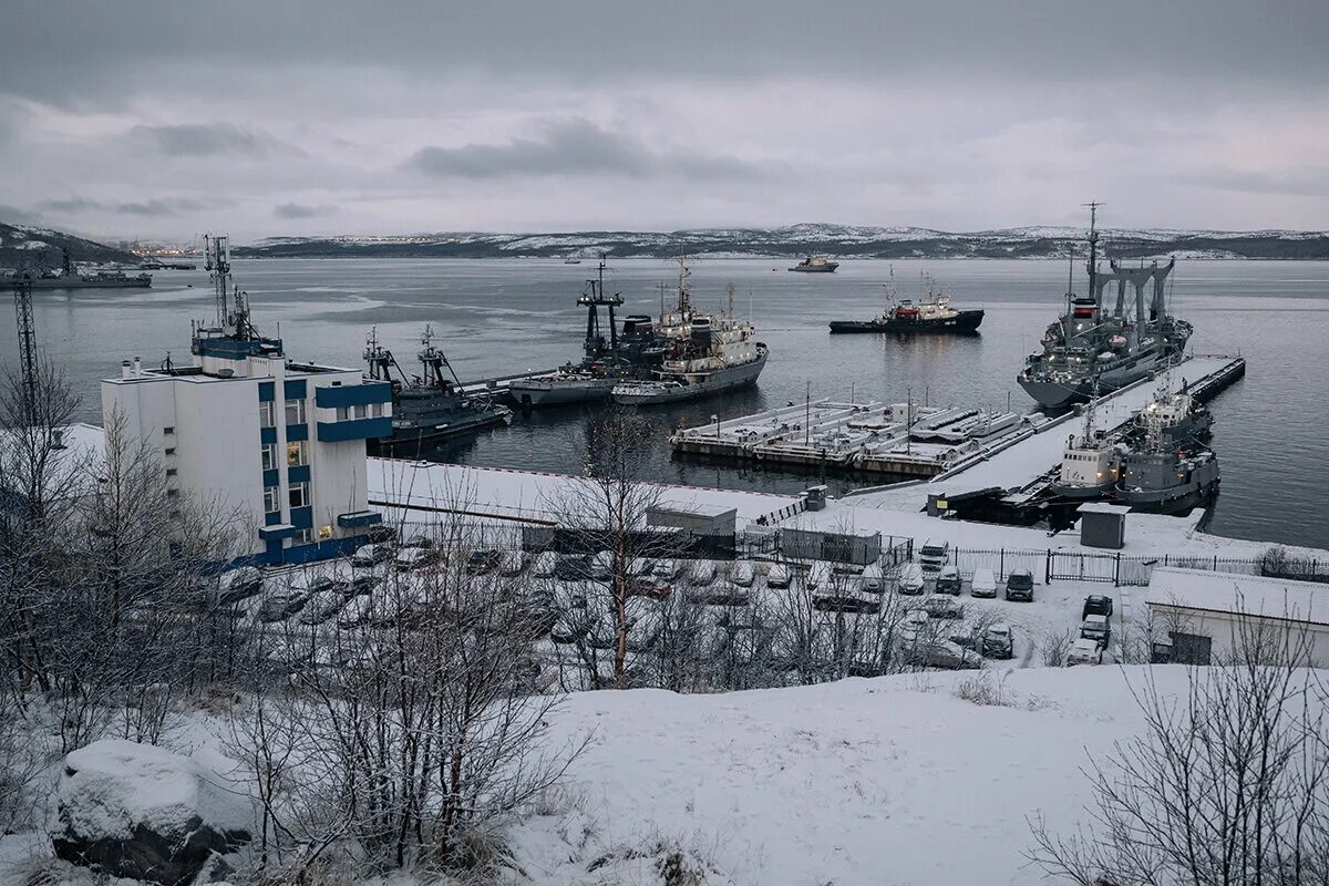 Северный флот россии город. Североморск порт. Североморск столица Северного флота. Военно-морская база Североморск. Штаб Северного флота Мурманск.