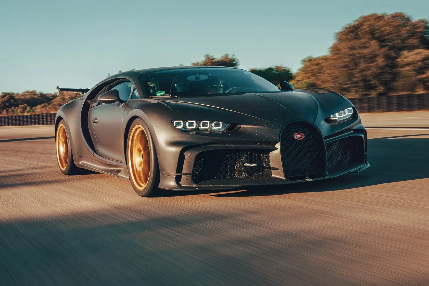 Бугатти Римак. Марка Бугатти ЧИРОН. Bugatti Chiron super Sport 2021. Бугатти 93. Бренд bugatti