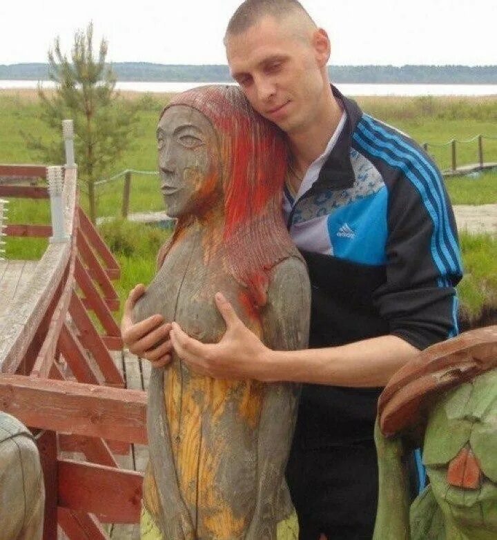 Всякие придурки. Придурки пена. Всякие придурки. Фрики фотографии придурков. Смешные люди из социальных сетей.