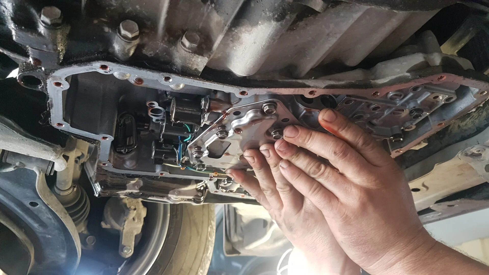 Замена масла коробке ниссан. Замена масла коробке ниссан. 2. Nissan almera g15 акпп. X-trail t31 масло в вариатор.