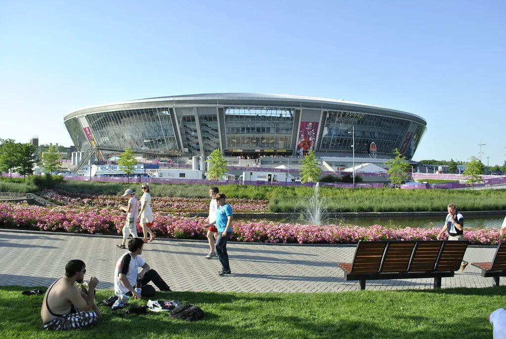 Донецк 2012 донбасс арена. Донецк чемпионат европы по футболу 2012. Донбас арена стадион 2012. Донецк евро 2012 фото. Донецк 2012 чемпионат европы.